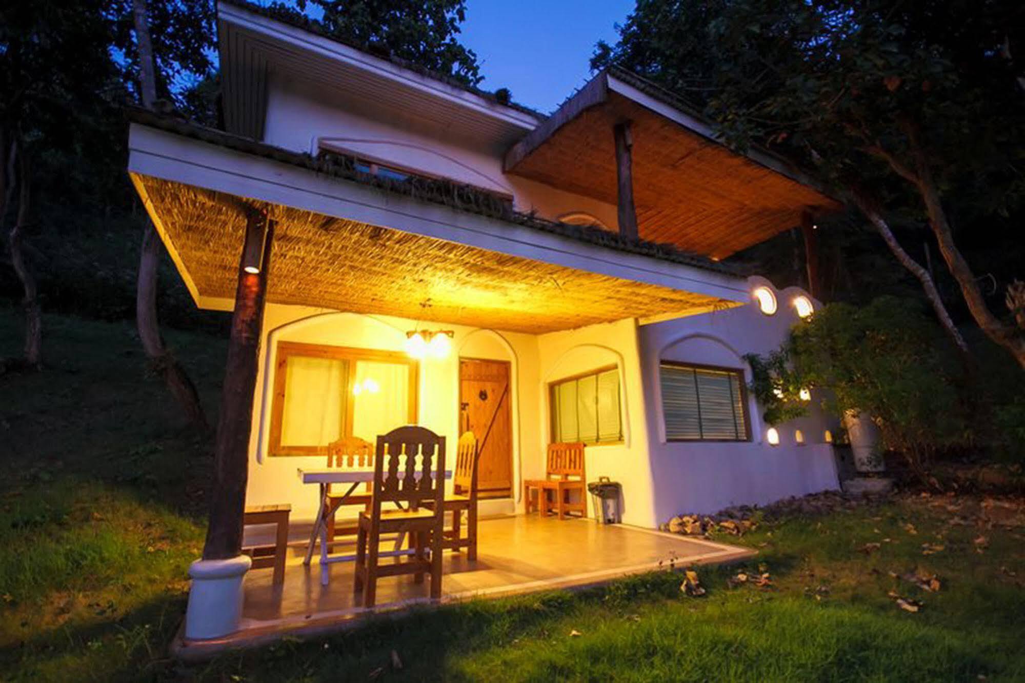 Morning Glory Resort Suan Phueng Exterior photo
